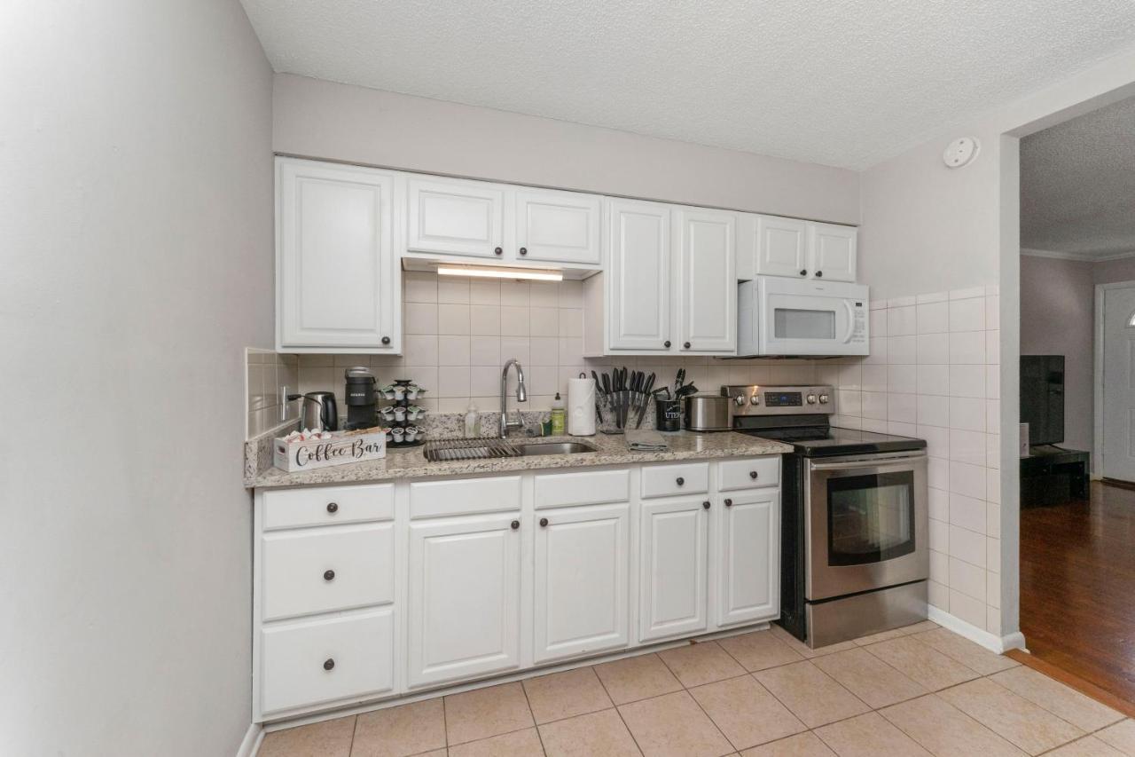 King Bedroom 2Bed1Bath Sleeps 4 Close To Town Center Downtown Beach Mayo Clinic แจ็กสันวิลล์ ภายนอก รูปภาพ